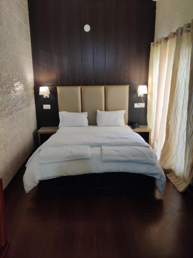 Kunwar Residency Hotel Rishīkesh Eksteriør billede